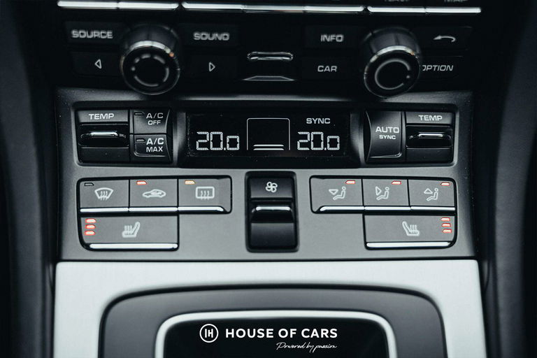 Porsche 991 Carrera GTS