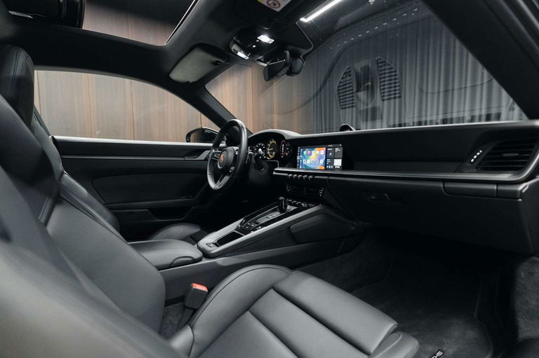 Porsche 992 Carrera S