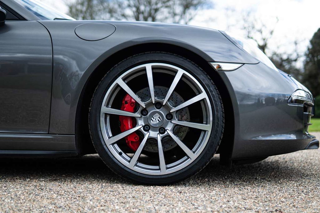 Porsche 991 Carrera 4S