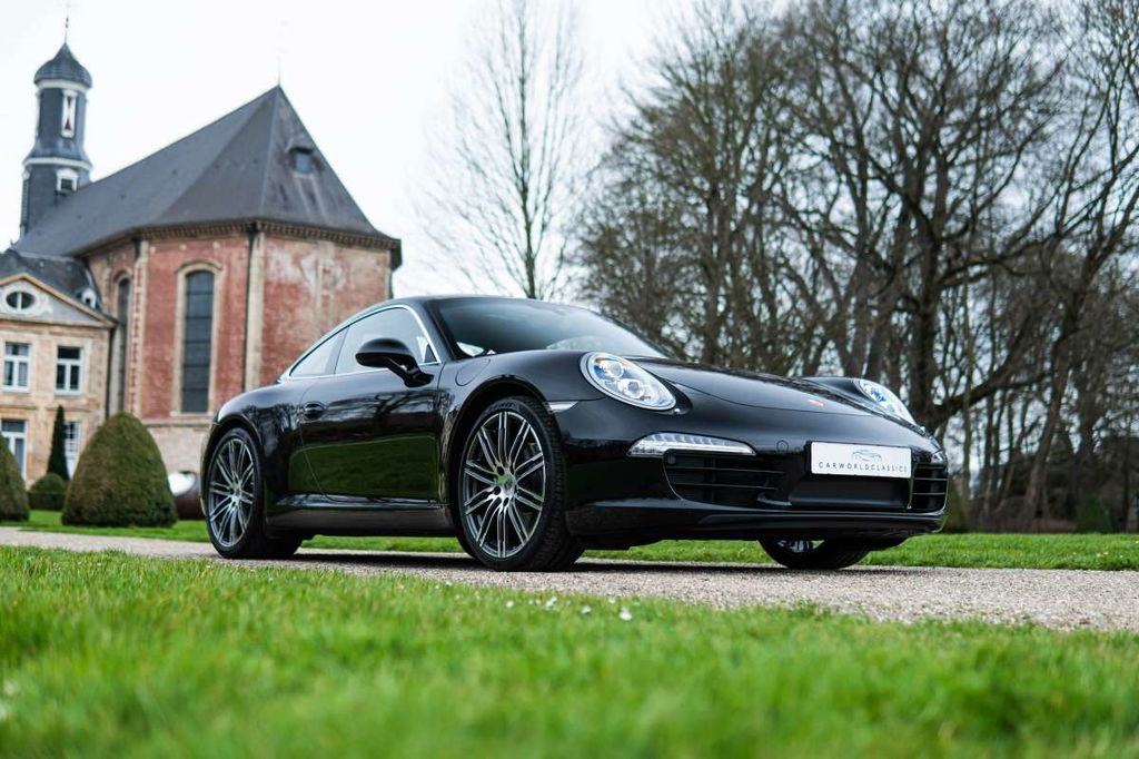 Porsche 991 Carrera Black Edition