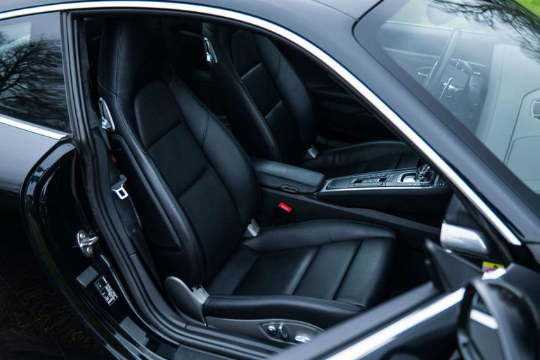 Porsche 991 Carrera Black Edition