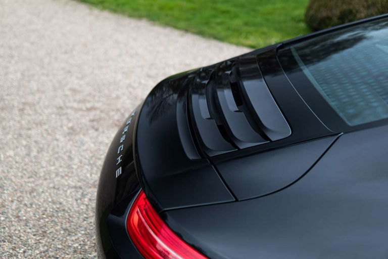 Porsche 991 Carrera Black Edition