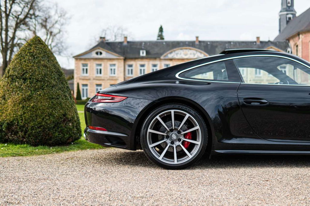 Porsche 991.2 Carrera 4S