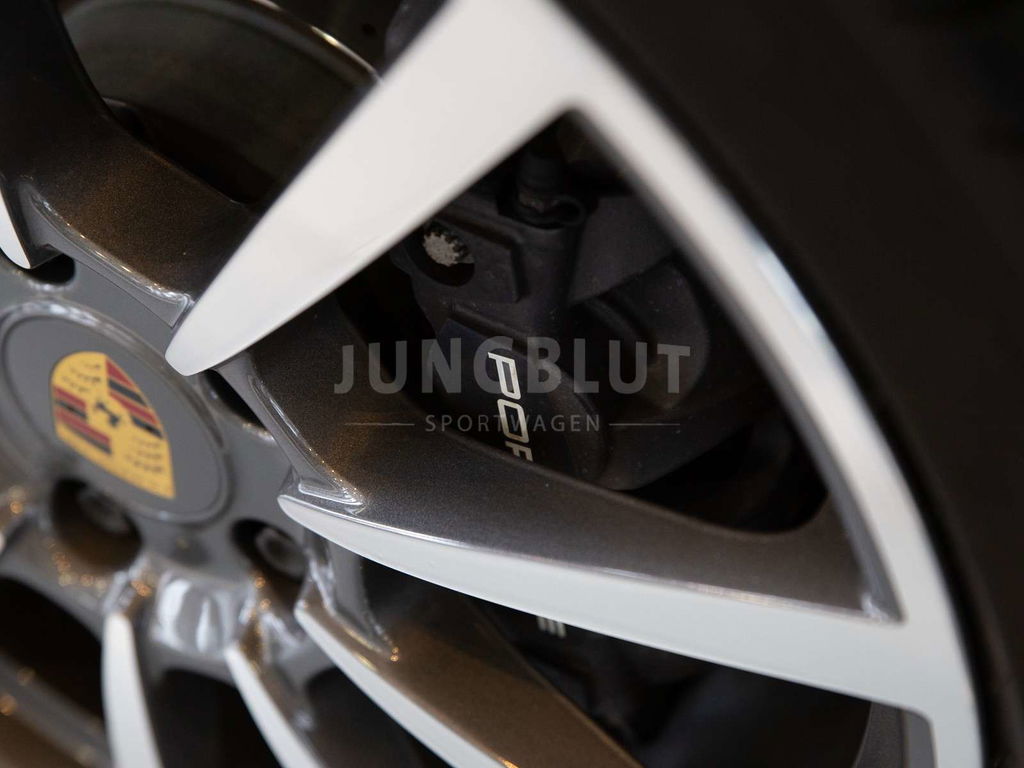 Porsche 991.2 Carrera 4