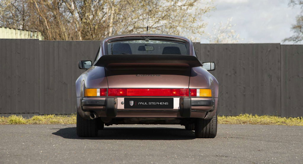 Porsche 911 Carrera 3.2