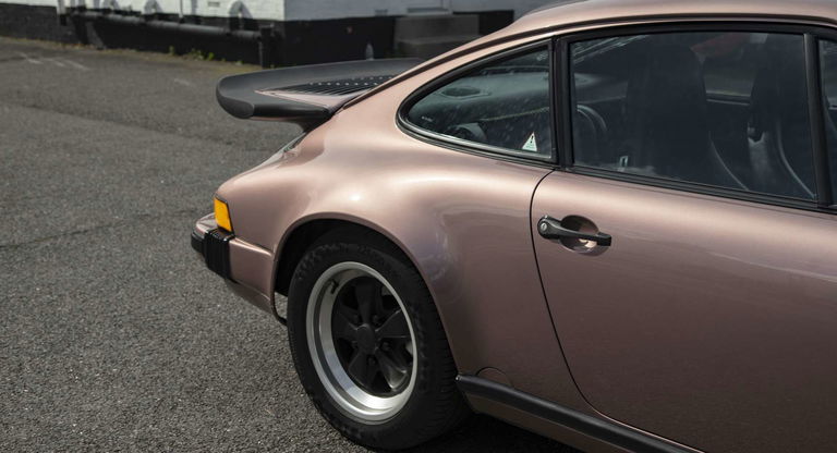 Porsche 911 Carrera 3.2