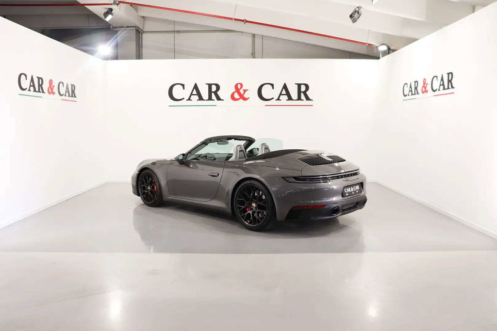 Porsche 992 Carrera GTS