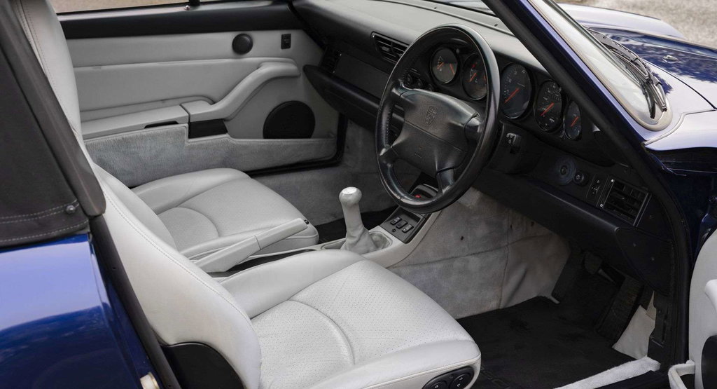 Porsche 993 Carrera 4