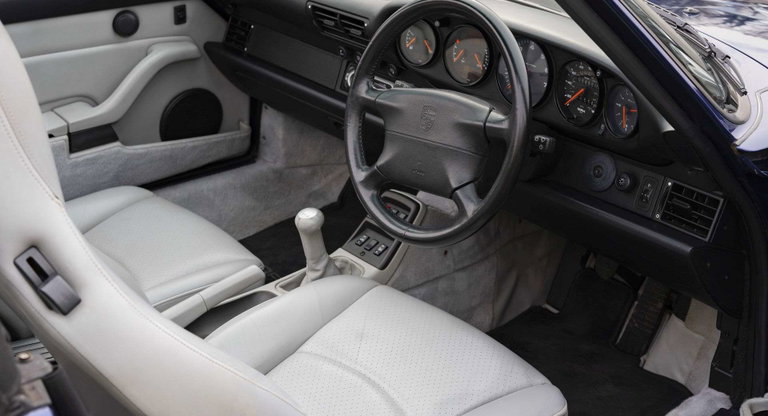 Porsche 993 Carrera 4