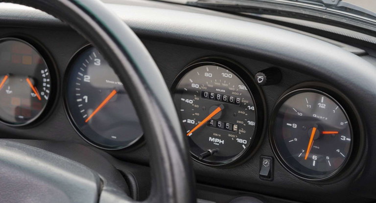 Porsche 993 Carrera 4