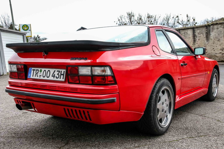 Porsche 944 Coupé