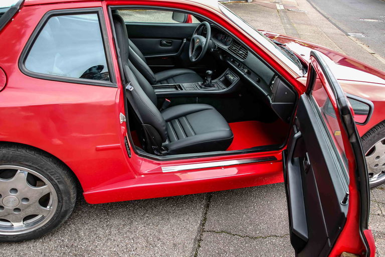 Porsche 944 Coupé