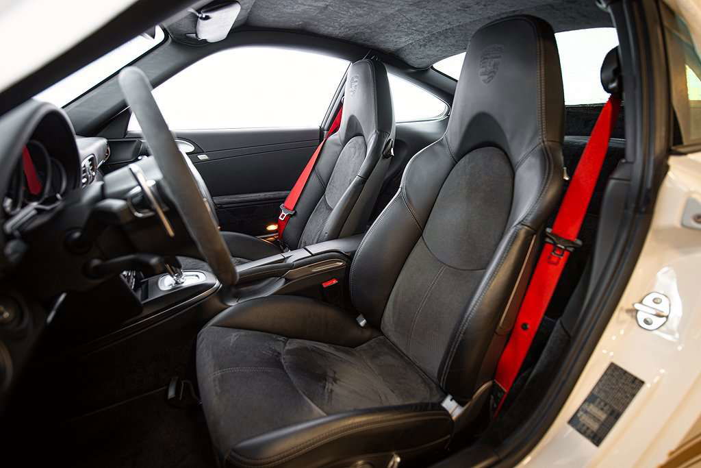 Porsche 997.2 Carrera GTS