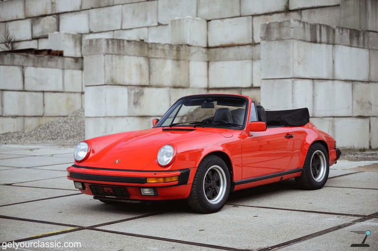 Porsche 911 Carrera 3.2 (US)