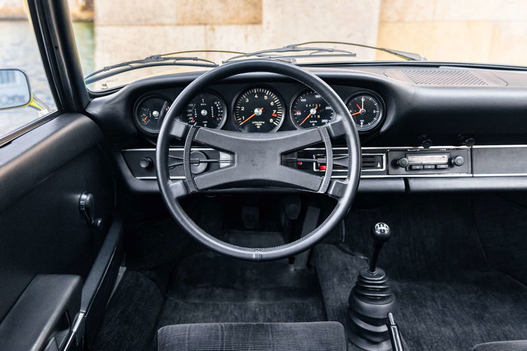 Porsche 911 Carrera RS