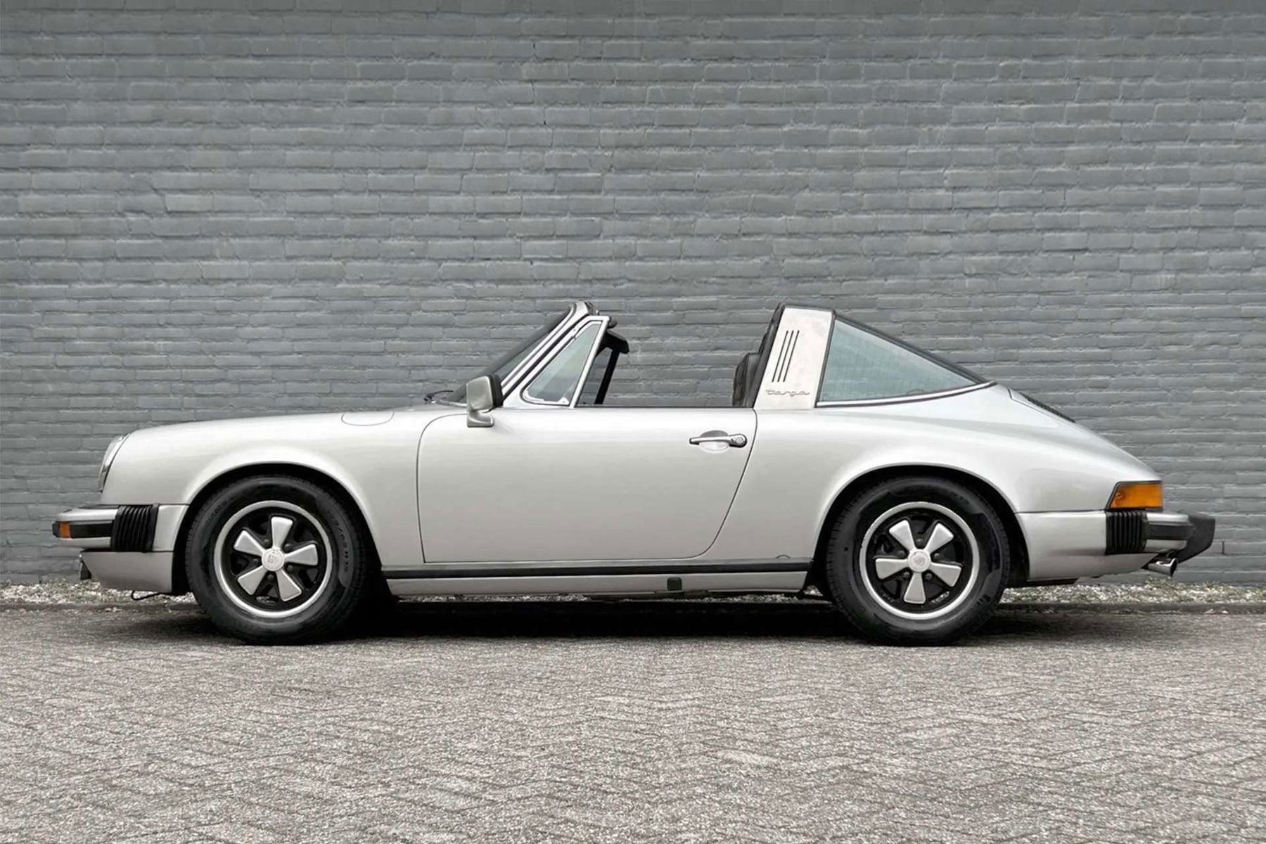 Porsche 911 1976 - elferspot.com - Marketplace for Porsche