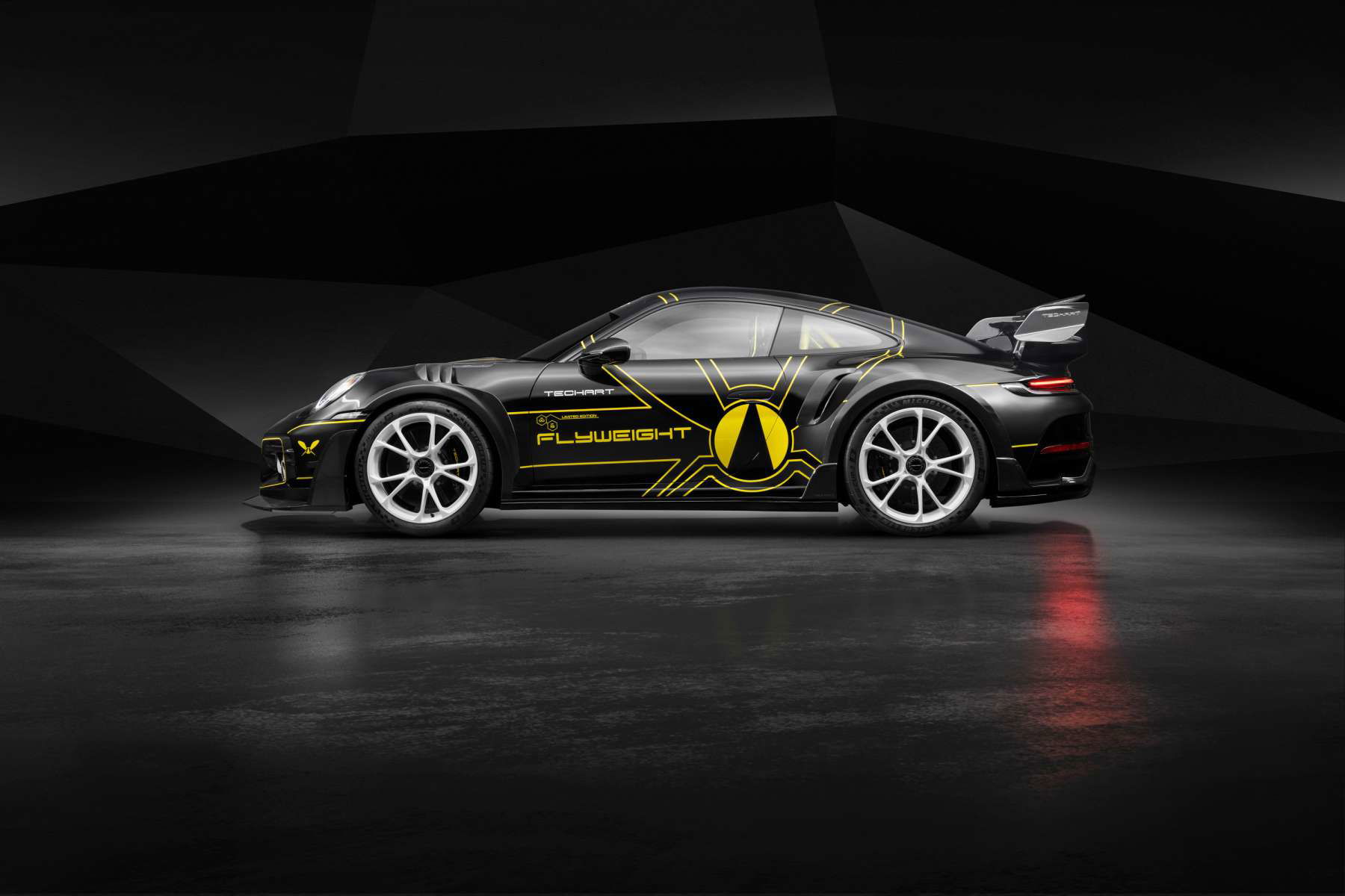 TECHART presents GTstreet R Flyweight