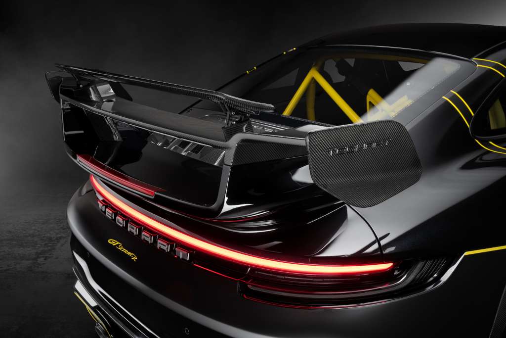TECHART GTstreet R Flyweight rear wing