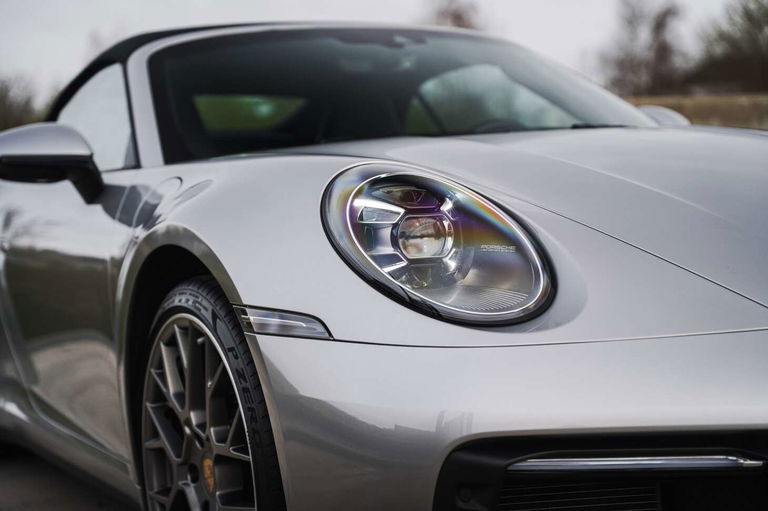 Porsche 992 Carrera 4S