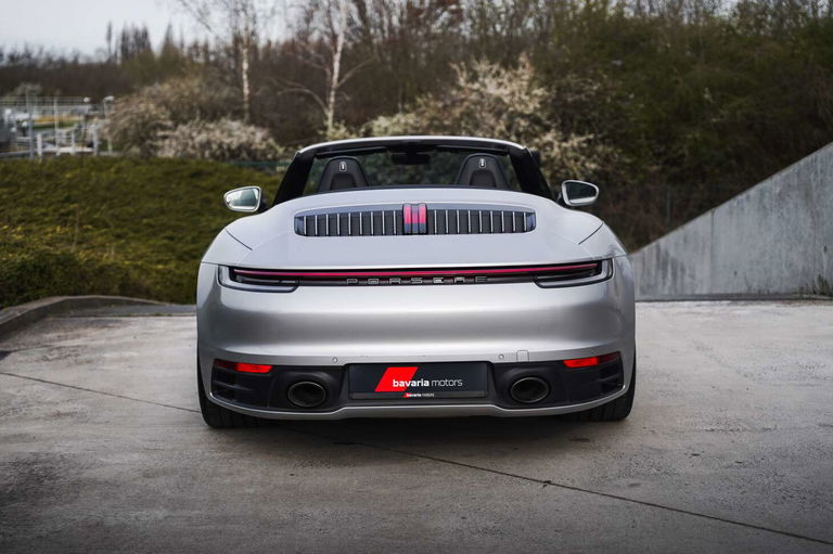 Porsche 992 Carrera 4S