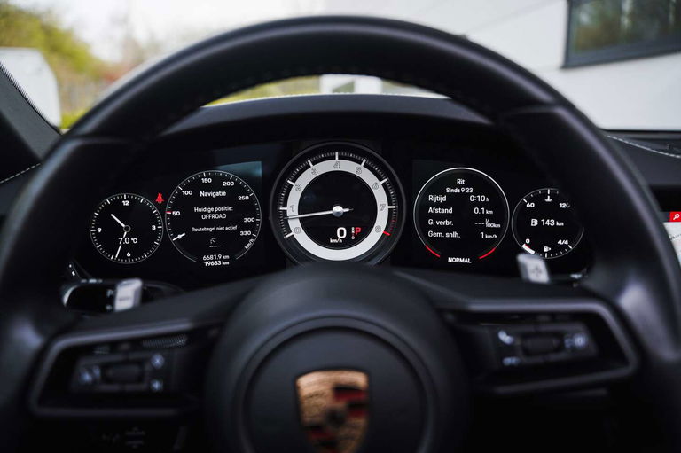 Porsche 992 Carrera 4S