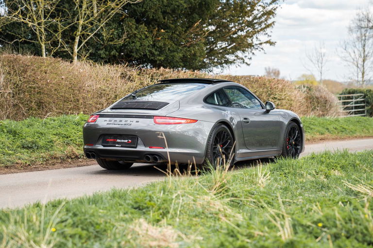Porsche 991 Carrera GTS