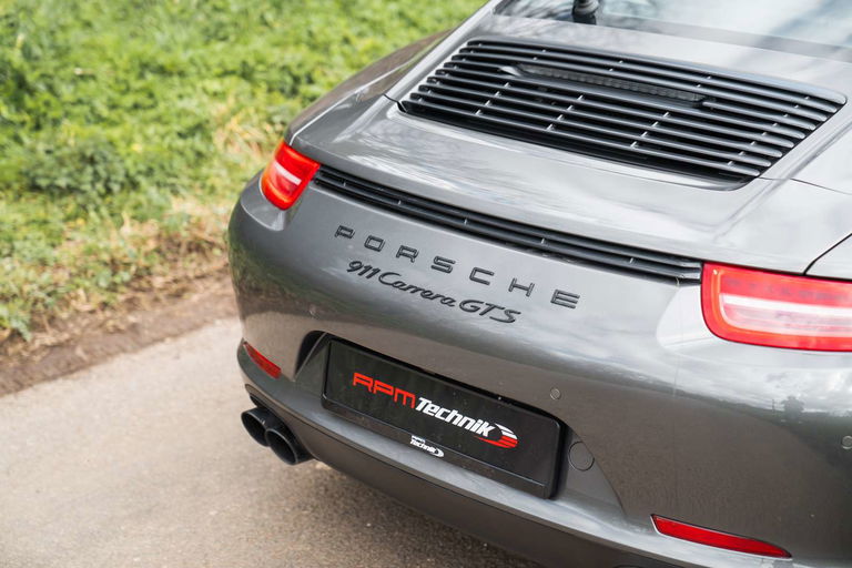 Porsche 991 Carrera GTS