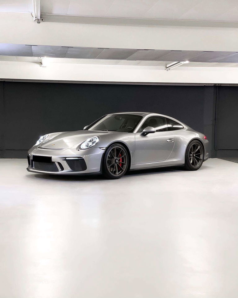 Porsche 992 Heritage Design Edition