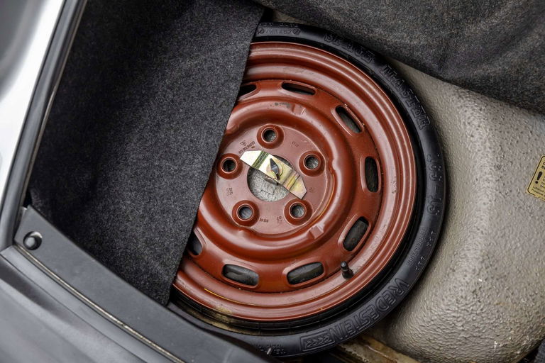 Porsche 911 Carrera 3.2 (US)