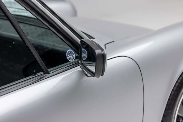 Porsche 911 Carrera 3.2 (US)