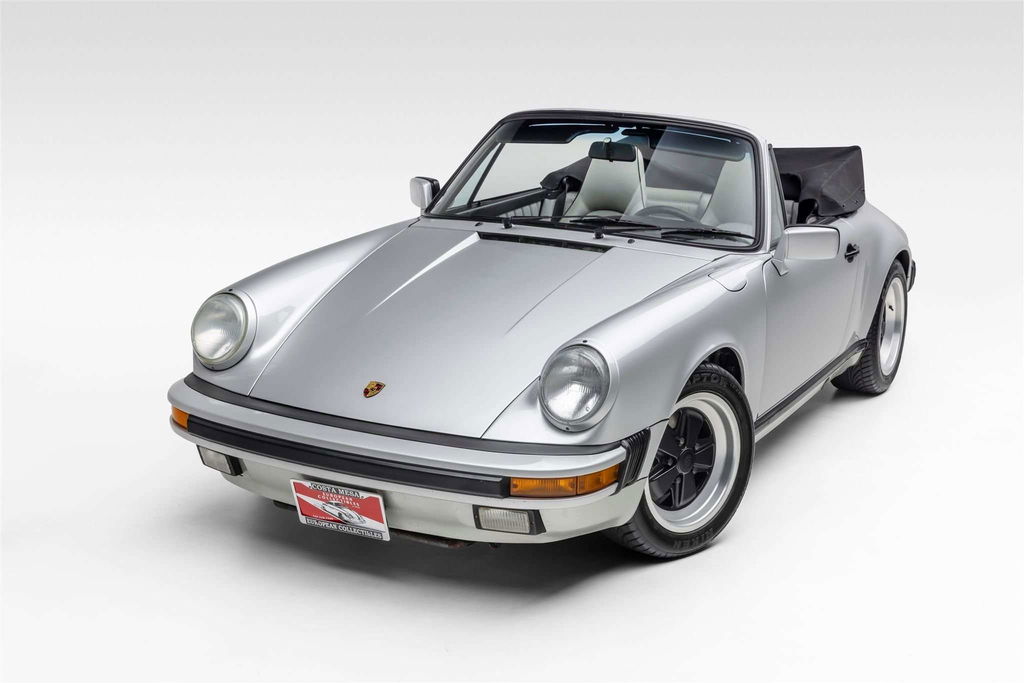 Porsche 911 Carrera 3.2 (US)