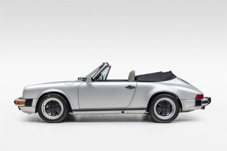 Porsche 911 Carrera 3.2 (US)