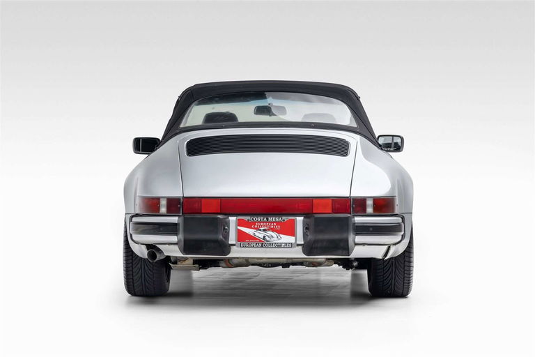 Porsche 911 Carrera 3.2 (US)