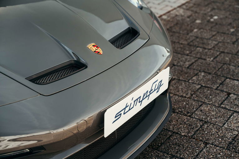 Porsche 992 GT3 Touring