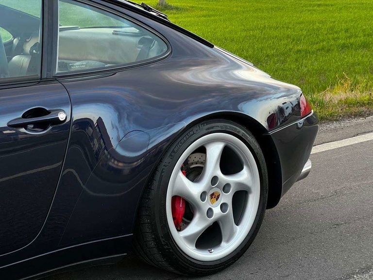 Porsche 993 Carrera 3.8