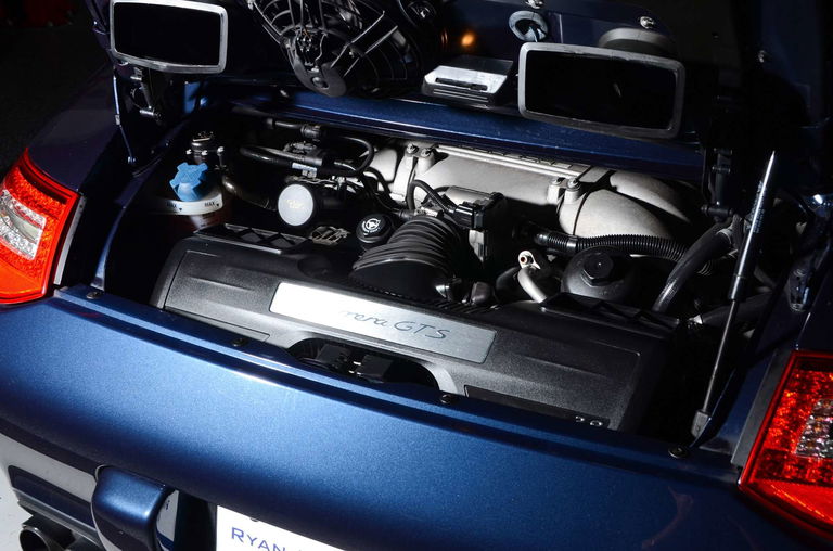 Porsche 997.2 Carrera GTS