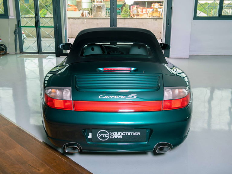 Porsche 996 Carrera 4S