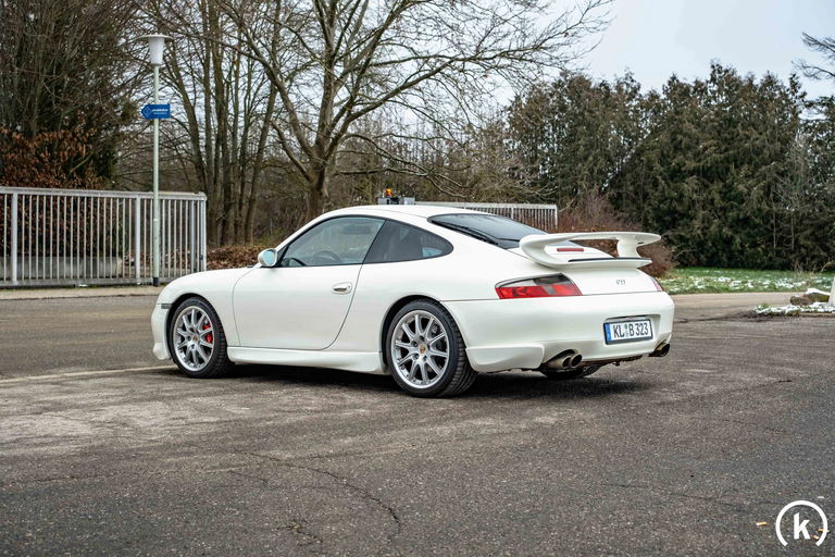 Porsche 996 Carrera 4