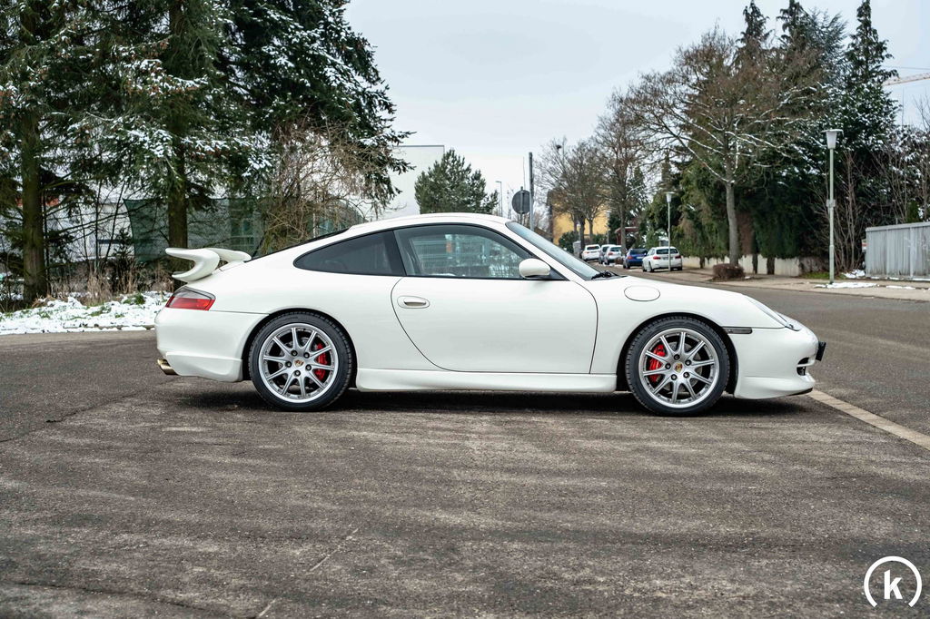 Porsche 996 Carrera 4