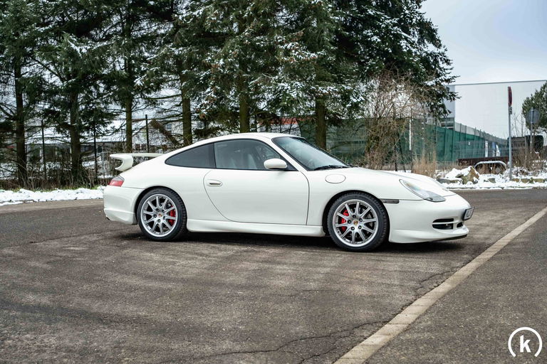 Porsche 996 Carrera 4