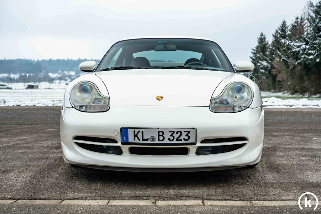 Porsche 996 Carrera 4