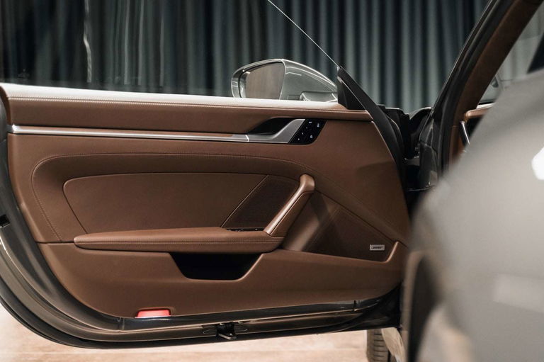 Porsche 992 Carrera S