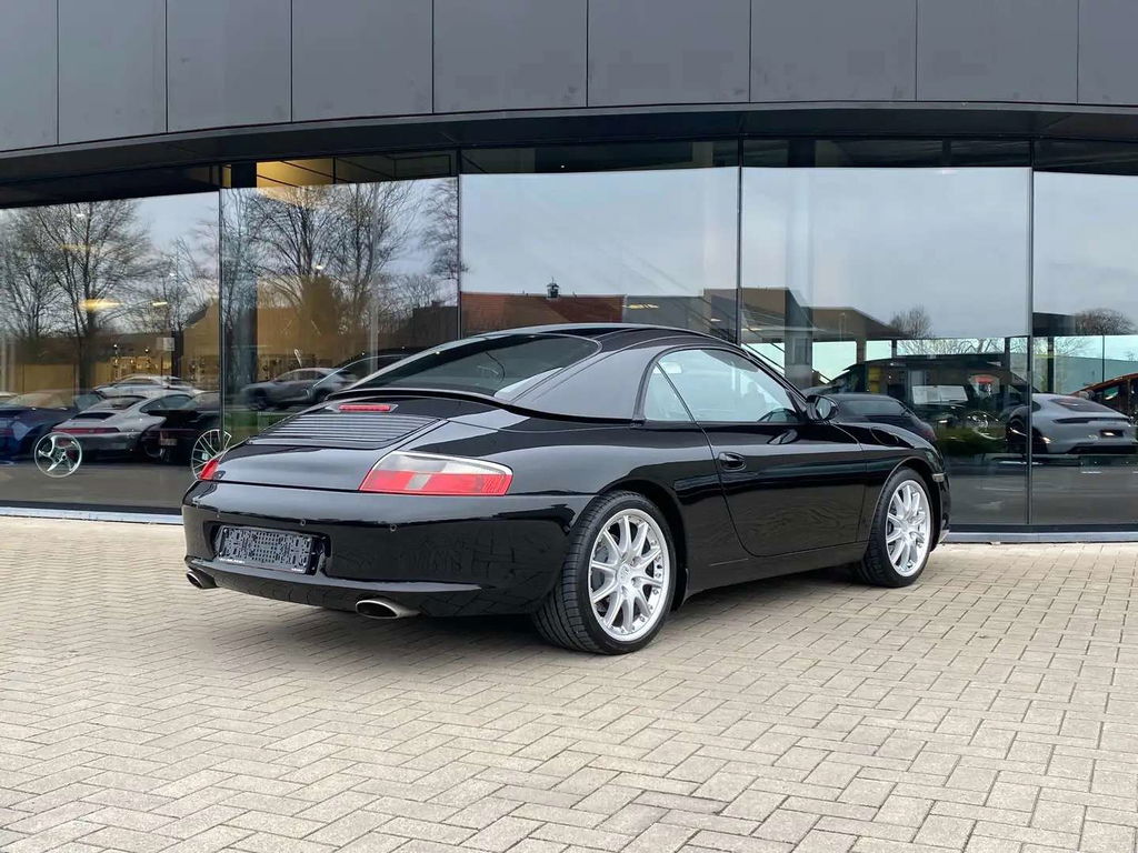 Porsche 996 Carrera