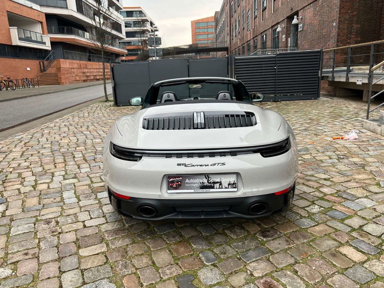 Porsche 992 Carrera GTS