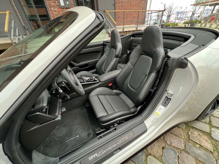 Porsche 992 Carrera GTS