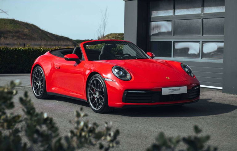 Porsche 992 Carrera 4S