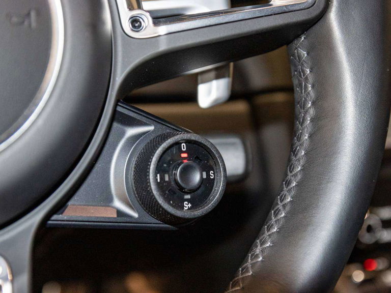 Porsche 991.2 Carrera GTS