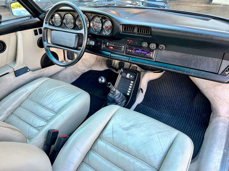 Porsche 911 Carrera 3.2 (KAT)