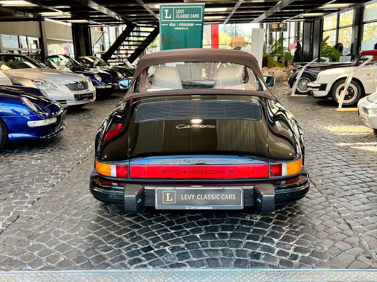 Porsche 911 Carrera 3.2 (KAT)
