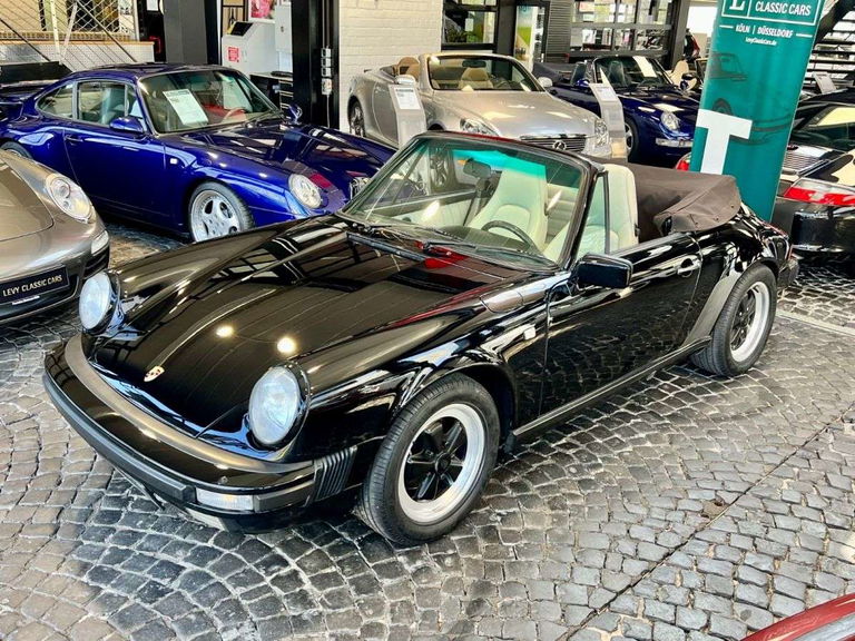 Porsche 911 Carrera 3.2 (KAT)